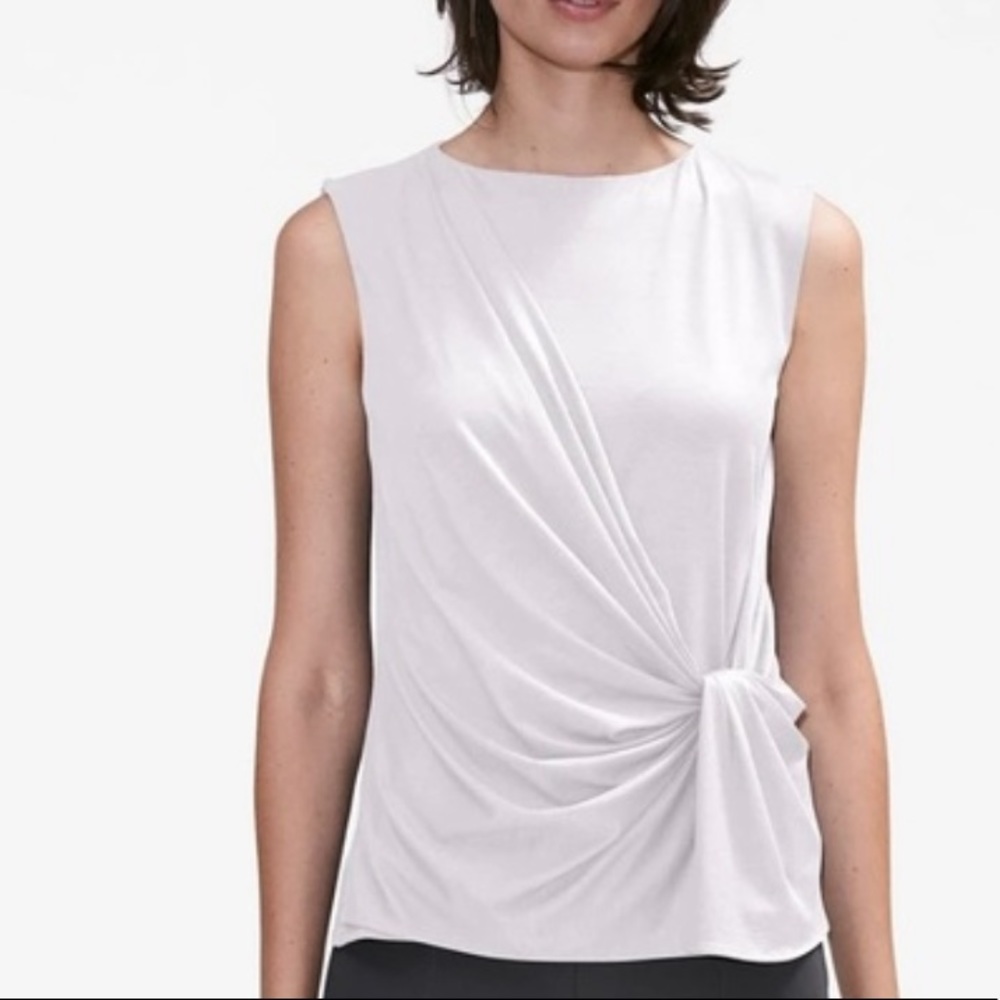 MM LaFleur Brontë Ivory Sleeveless Twisted Tank